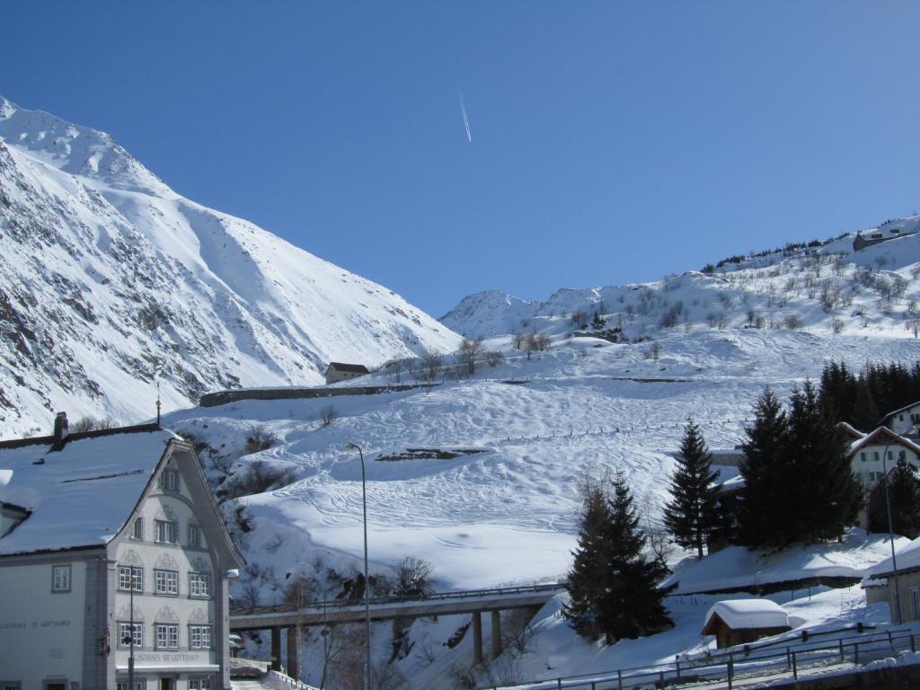 Pension Egg Hospental Exterior photo